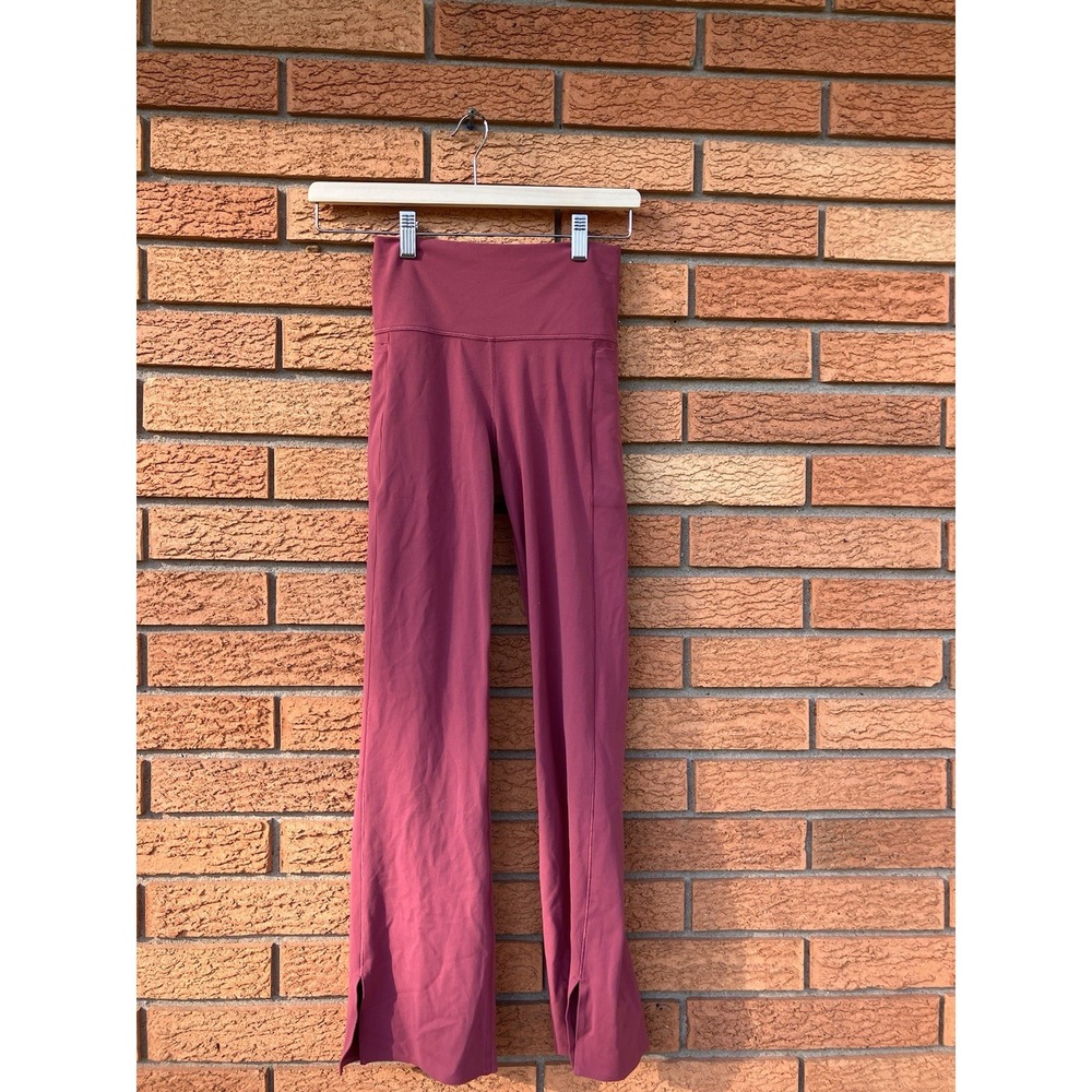Athleta Transcend Stash‎ Straight Leg Pant, Berry Rose, S Yoga Sport Run